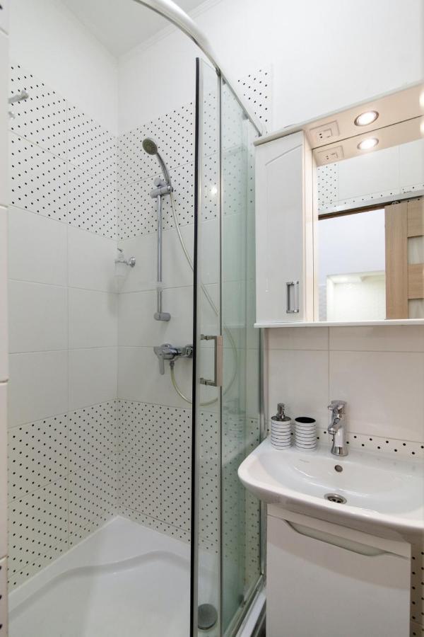 Apartment On Krakivska Street Львів Екстер'єр фото